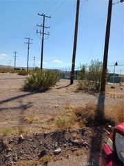 1 National Trails Highway, Daggett, CA 92327