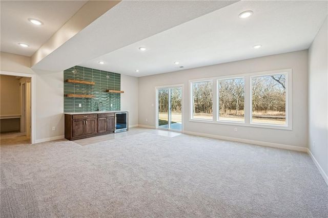 901 Reed Drive, Raymore, MO 64083