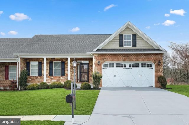 153 STONERS CIR, Littlestown, PA 17340