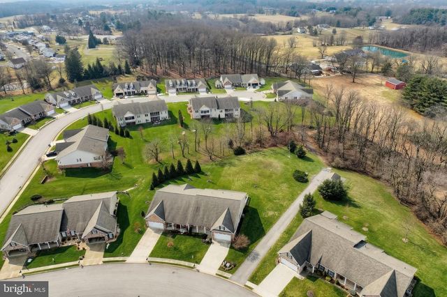 153 STONERS CIR, Littlestown, PA 17340