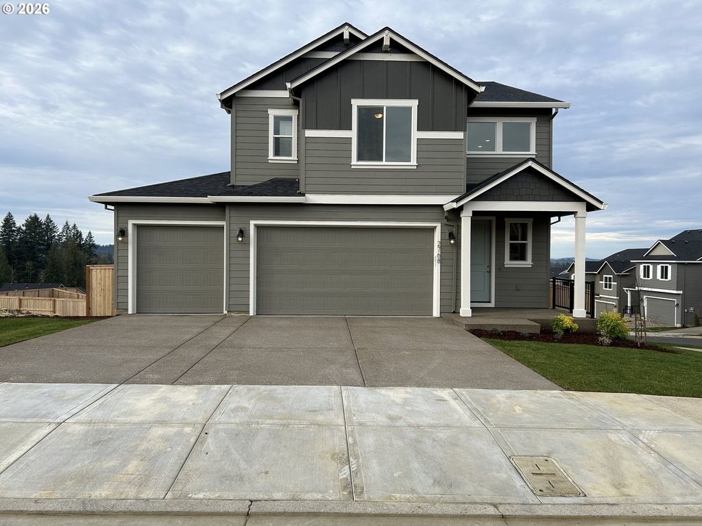 1107 Ne WILDWOOD Dr 211, Estacada, OR 97023