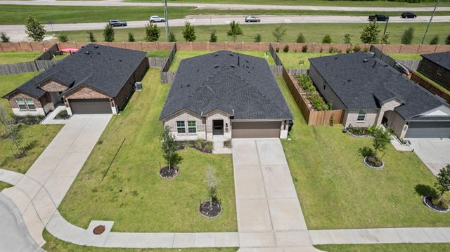 1054 Great Barracuda Lane, Alvin, TX 77511