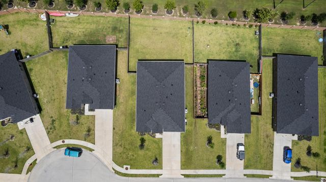 1054 Great Barracuda Lane, Alvin, TX 77511