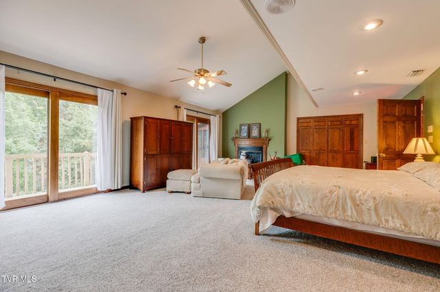 815 Quail Ridge Court, Elizabethton, TN 37643