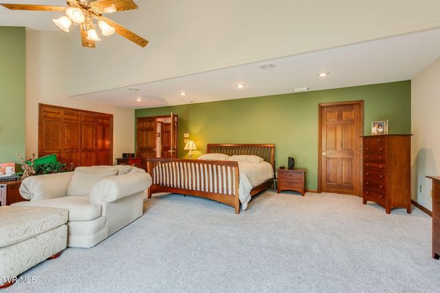 815 Quail Ridge Court, Elizabethton, TN 37643
