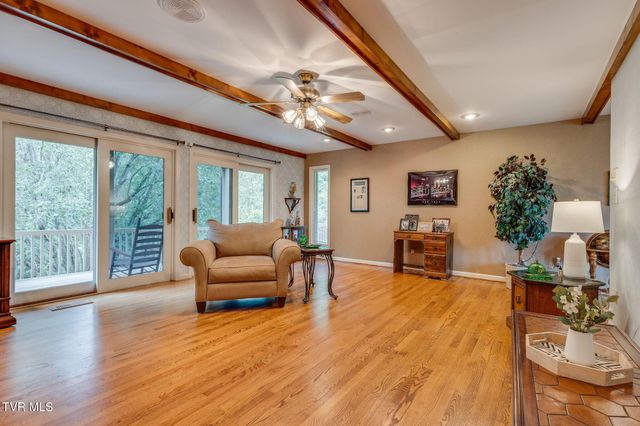 815 Quail Ridge Court, Elizabethton, TN 37643