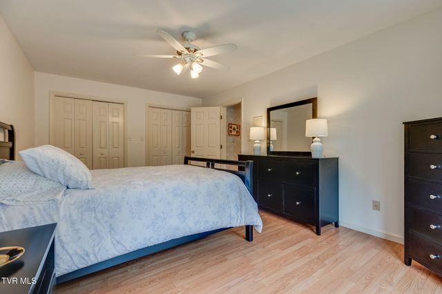 815 Quail Ridge Court, Elizabethton, TN 37643