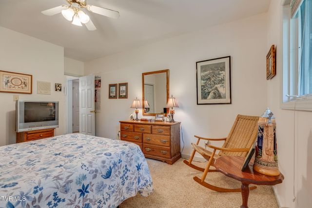 815 Quail Ridge Court, Elizabethton, TN 37643