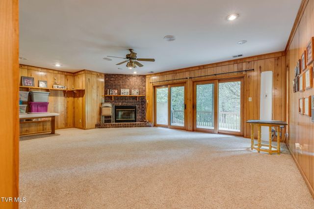 815 Quail Ridge Court, Elizabethton, TN 37643