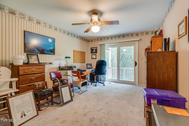 815 Quail Ridge Court, Elizabethton, TN 37643