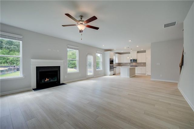 200 Homesite Abbotts Crossing Circle, Conyers, GA 30094