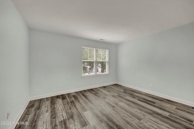 5813 Wrightsville Avenue Apt 148, Wilmington, NC 28403