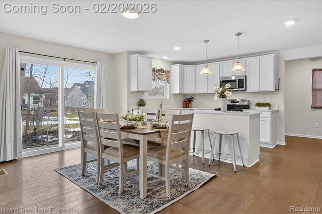 14342 Laurelwood Drive, Van Buren, MI 48111