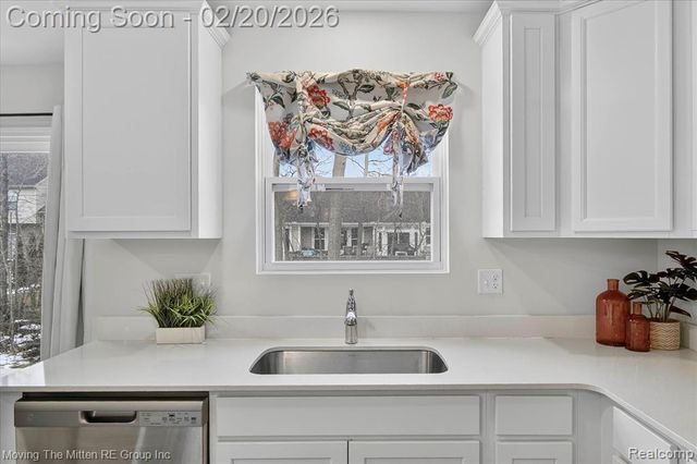 14342 Laurelwood Drive, Van Buren, MI 48111