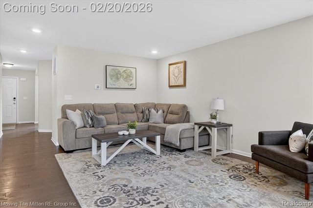 14342 Laurelwood Drive, Van Buren, MI 48111