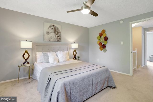 2036 BROOKS SQUARE PL, Falls Church, VA 22043