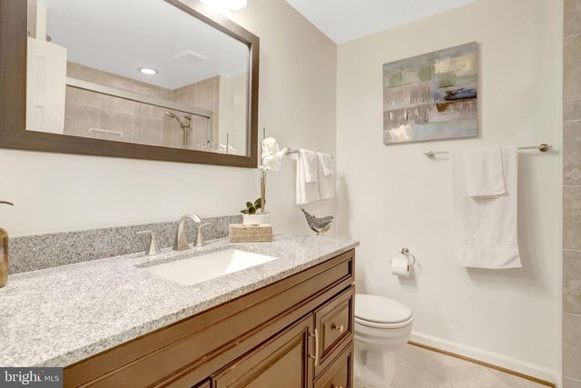 2036 BROOKS SQUARE PL, Falls Church, VA 22043