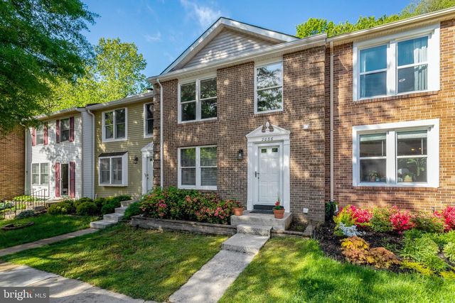 2036 BROOKS SQUARE PL, Falls Church, VA 22043