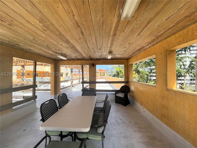 8888 Collins Ave 308, Surfside, FL 33154