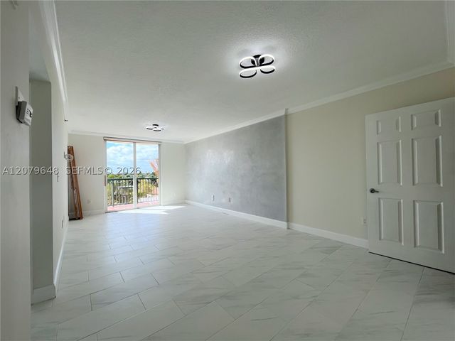 8888 Collins Ave 308, Surfside, FL 33154