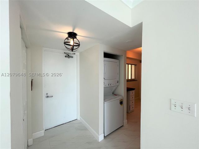 8888 Collins Ave 308, Surfside, FL 33154
