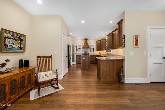 175 Lakeside Drive, Butler, TN 37640