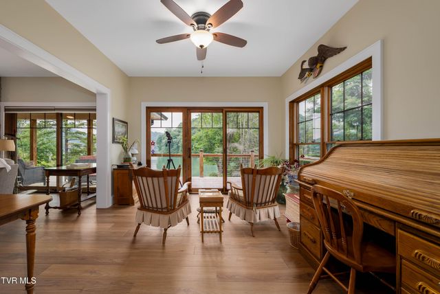 175 Lakeside Drive, Butler, TN 37640
