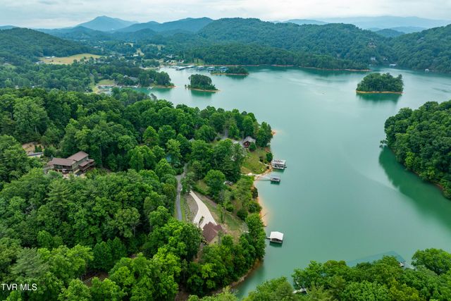 175 Lakeside Drive, Butler, TN 37640