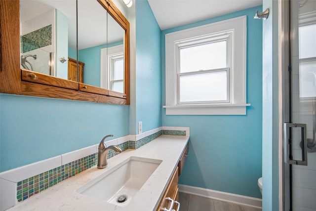 688 Polk Boulevard, Des Moines, IA 50312