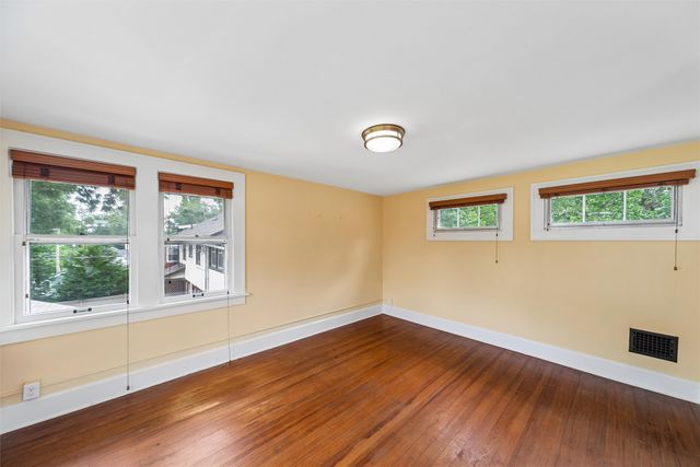 688 Polk Boulevard, Des Moines, IA 50312