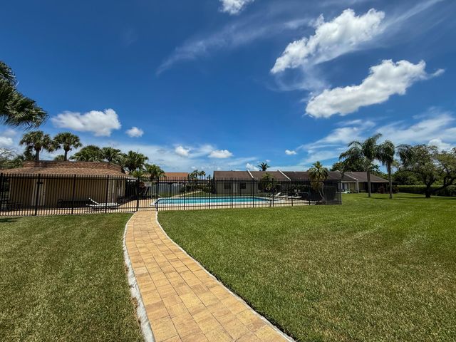 10295 Boca Bend W L2, Boca Raton, FL 33428