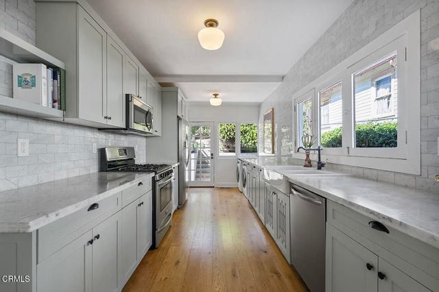 6119 Piedmont Avenue, Los Angeles, CA 90042