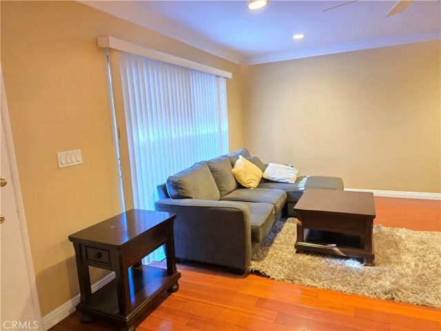 1126 N Central 105, Glendale, CA 91202