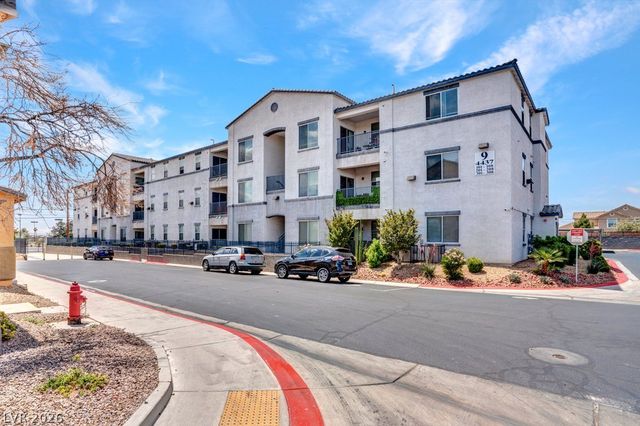 4437 Dover Straight Street 301, Las Vegas, NV 89115