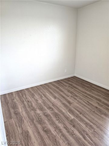 4437 Dover Straight Street 301, Las Vegas, NV 89115