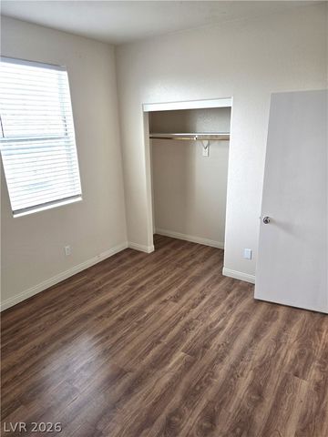 4437 Dover Straight Street 301, Las Vegas, NV 89115