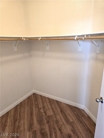4437 Dover Straight Street 301, Las Vegas, NV 89115