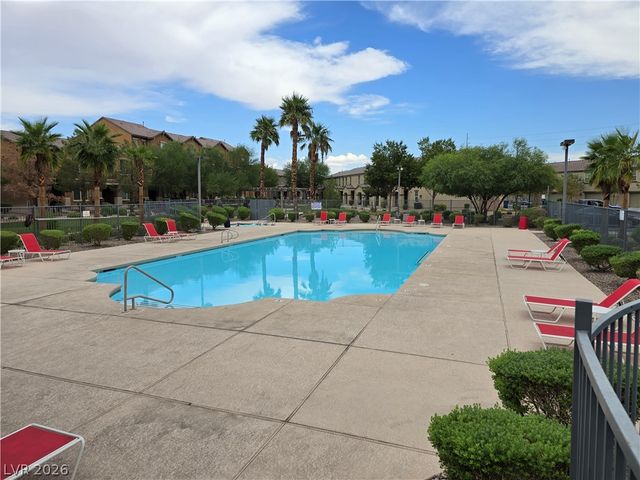 4437 Dover Straight Street 301, Las Vegas, NV 89115
