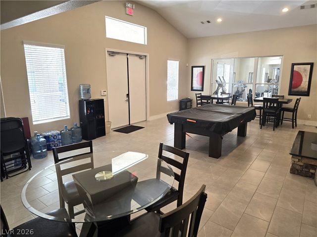 4437 Dover Straight Street 301, Las Vegas, NV 89115