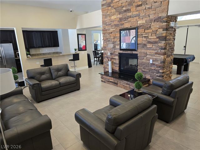 4437 Dover Straight Street 301, Las Vegas, NV 89115