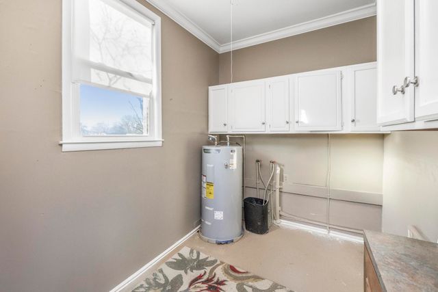 2013 Alpine Dr, Columbia, TN 38401