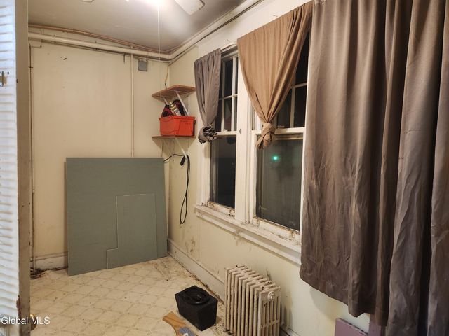 902 19th Street, Watervliet, NY 12189