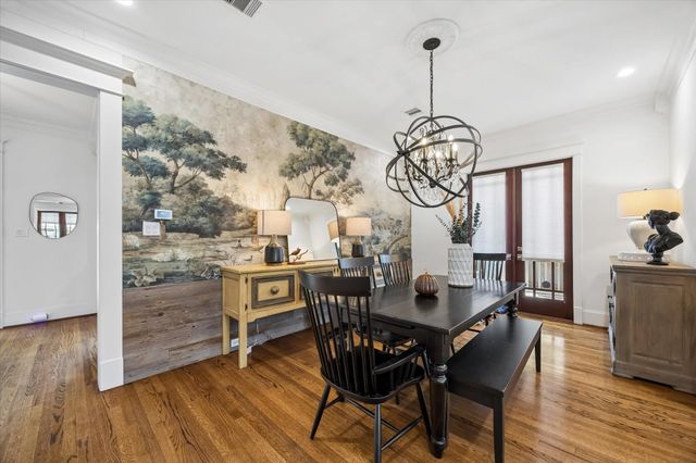 345 W 16th Street, Houston, TX 77008