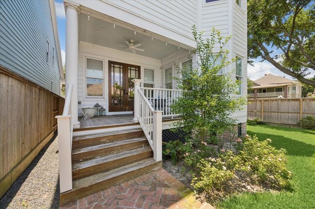 345 W 16th Street, Houston, TX 77008
