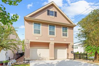 112 White Drive, Bellaire, TX 77401