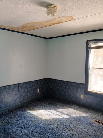 23 Deepwood Park, Brattleboro, VT 05301