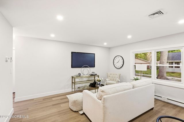 133D Farrington Court, Lakewood, NJ 08701