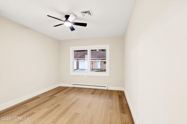 133D Farrington Court, Lakewood, NJ 08701