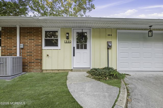 133D Farrington Court, Lakewood, NJ 08701