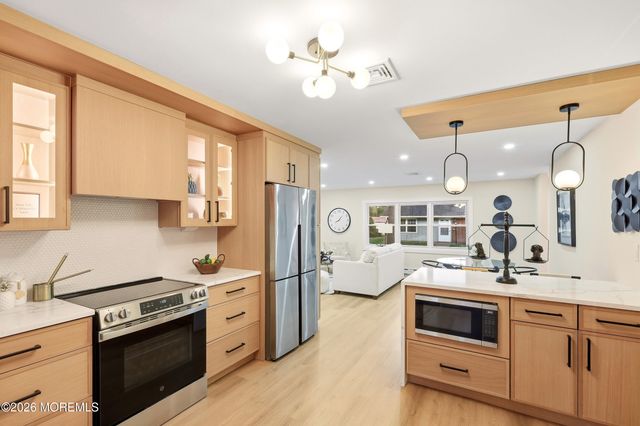 133D Farrington Court, Lakewood, NJ 08701